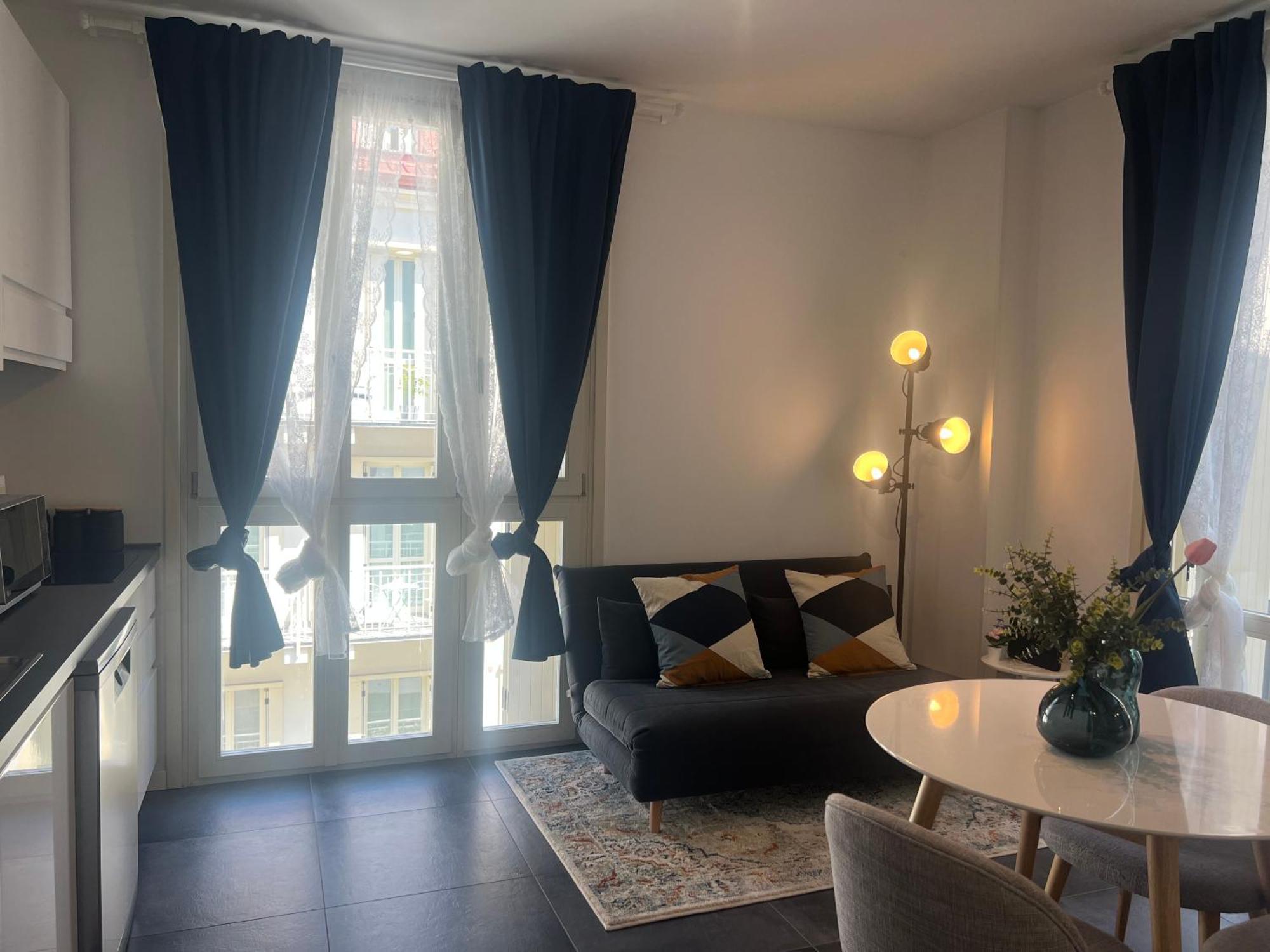 Regina Milano In Melegnano - Wifi, Breakfast Box And Terrace公寓 外观 照片